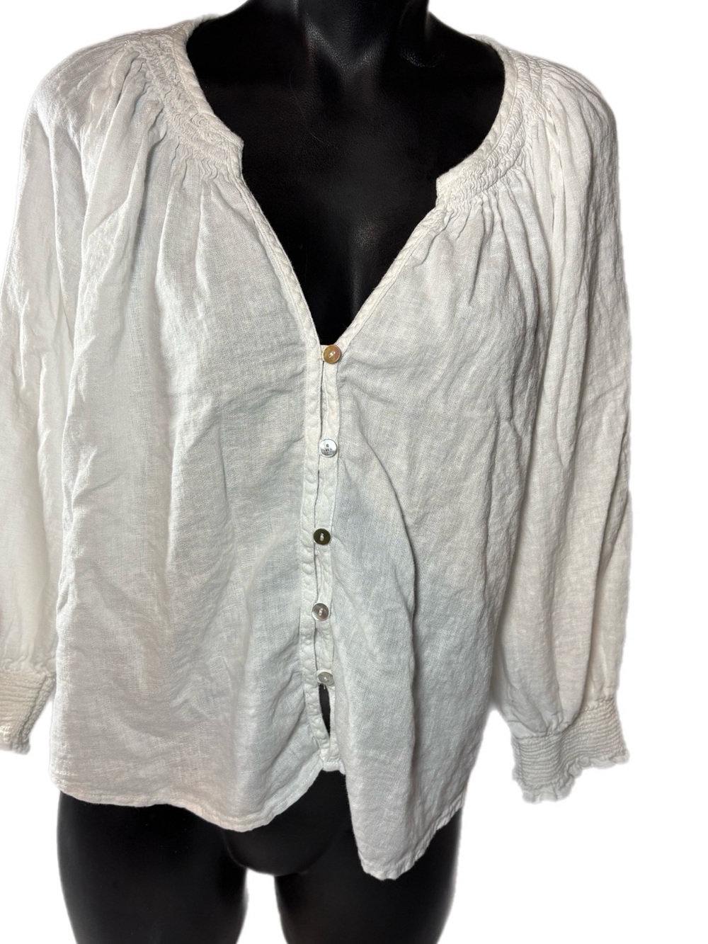 Rails White Smocked V-Neck Button Down Blouse 55% Linen